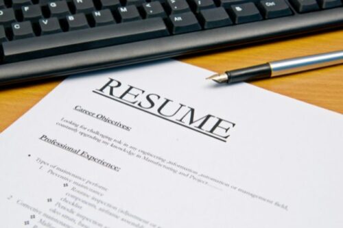 benefits-of-working-with-field-expert-resume-writers-for-your-job-search